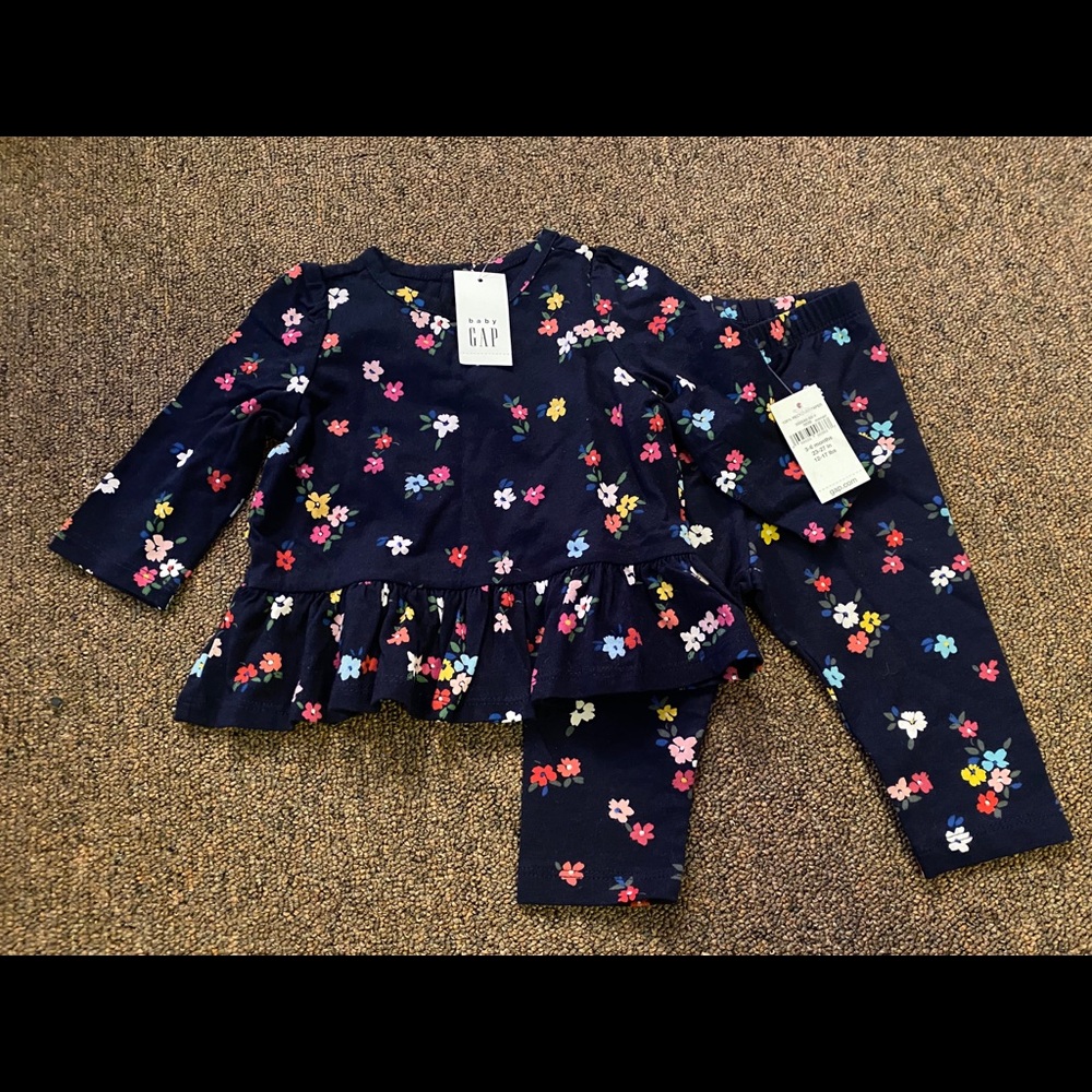 Baby gap set